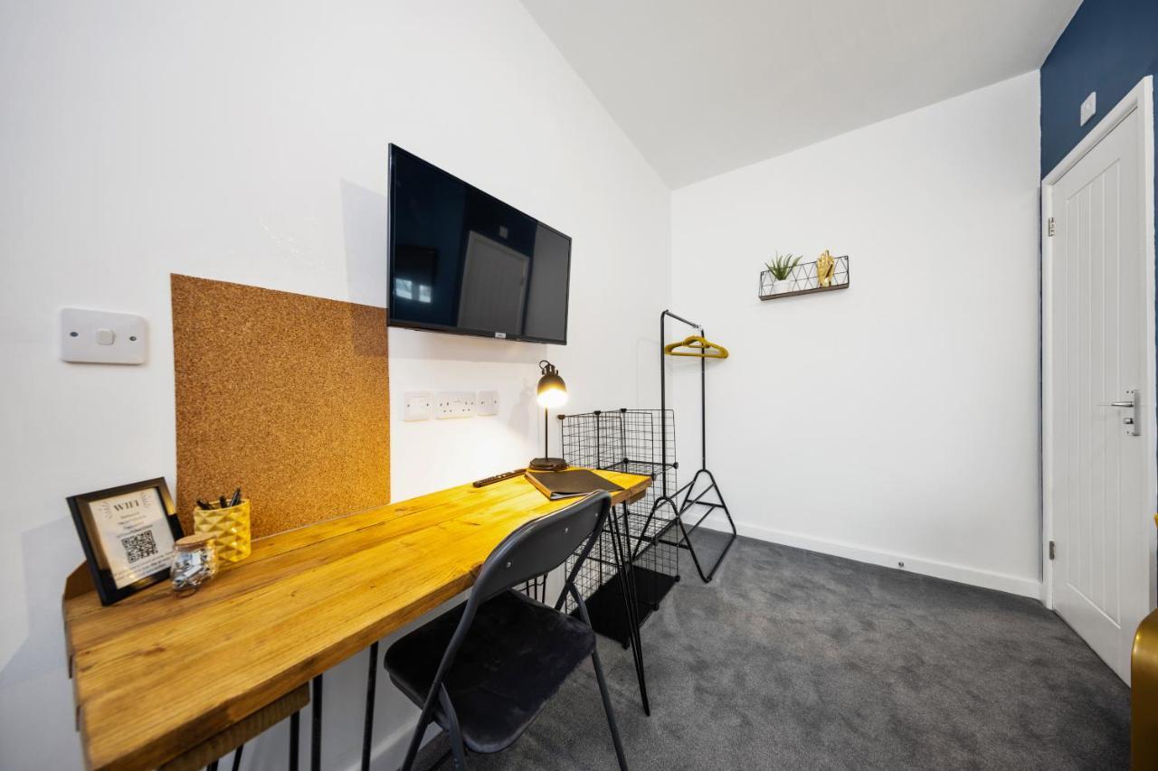 7 Bedroom House Ensuite Rooms, Fully Equipped Kitchen, Free Wifi, Tvs In All Rooms City Centre Close To A46 Inspire Homes 考文垂 外观 照片